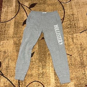 Hollister California Gray Sweatpants, Size Small